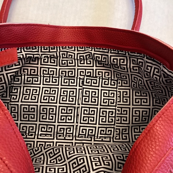 NWOT red faux pebbled leather tote by Mainstreet Collection - Picture 5 of 7